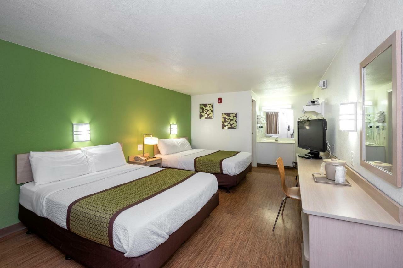 American Inn Carlisle Eksteriør billede