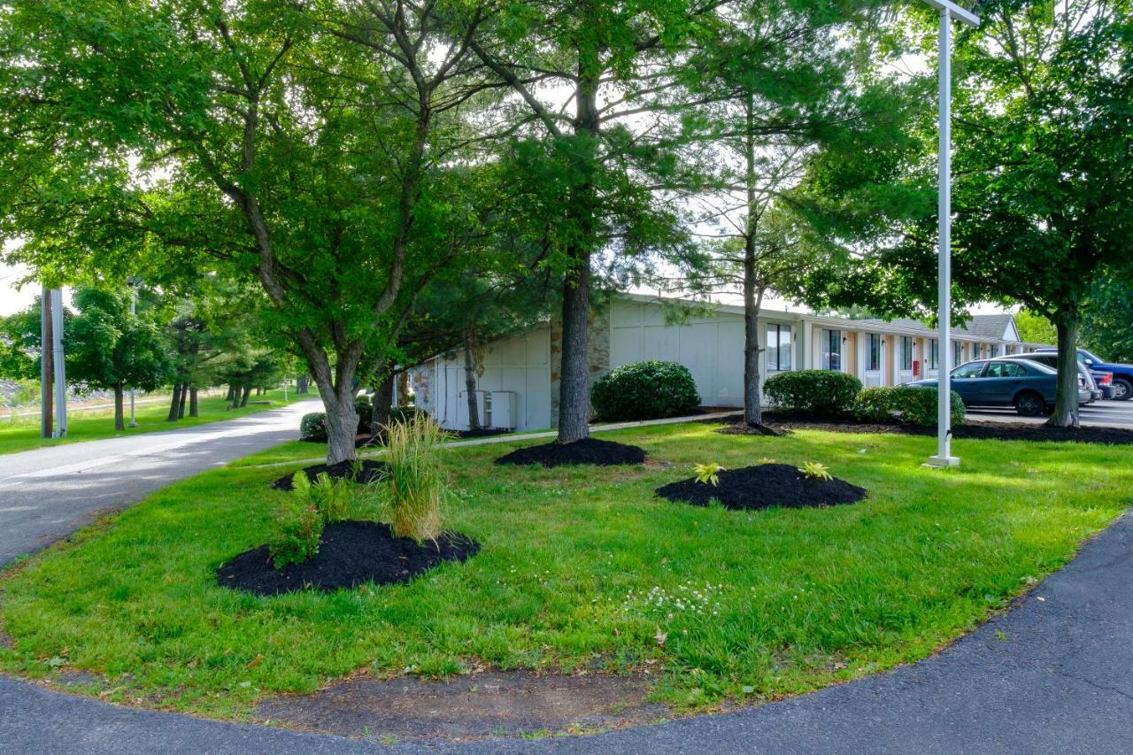 American Inn Carlisle Eksteriør billede